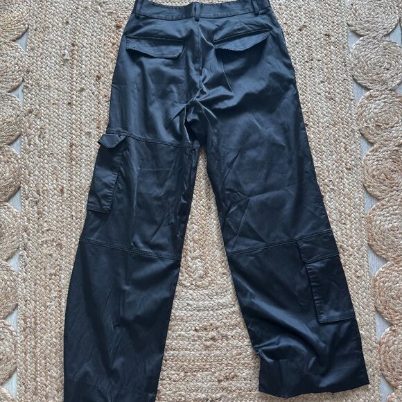 ✨ ZARA Satin High-Waisted Wide-Leg Pants – Black (Ref. 3067/917/800) - Picture 9 of 15